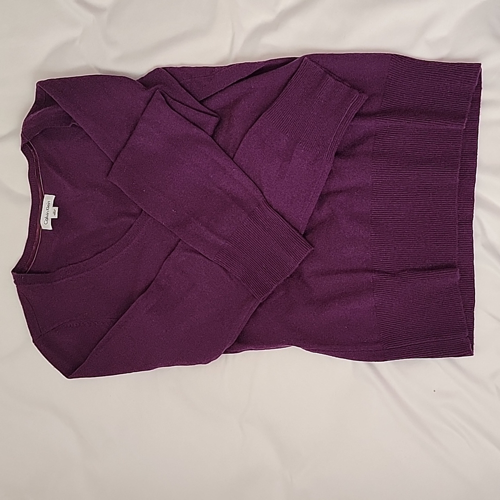 EUC 100% Cashmere Women's Calvin Klein Cozy Warm Round Neck Form Fitting Sweater